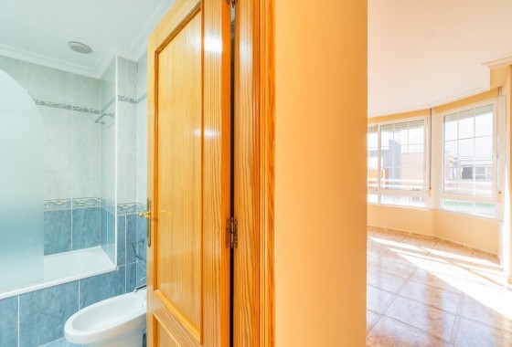 Revente - Appartement - Torrevieja - Centro