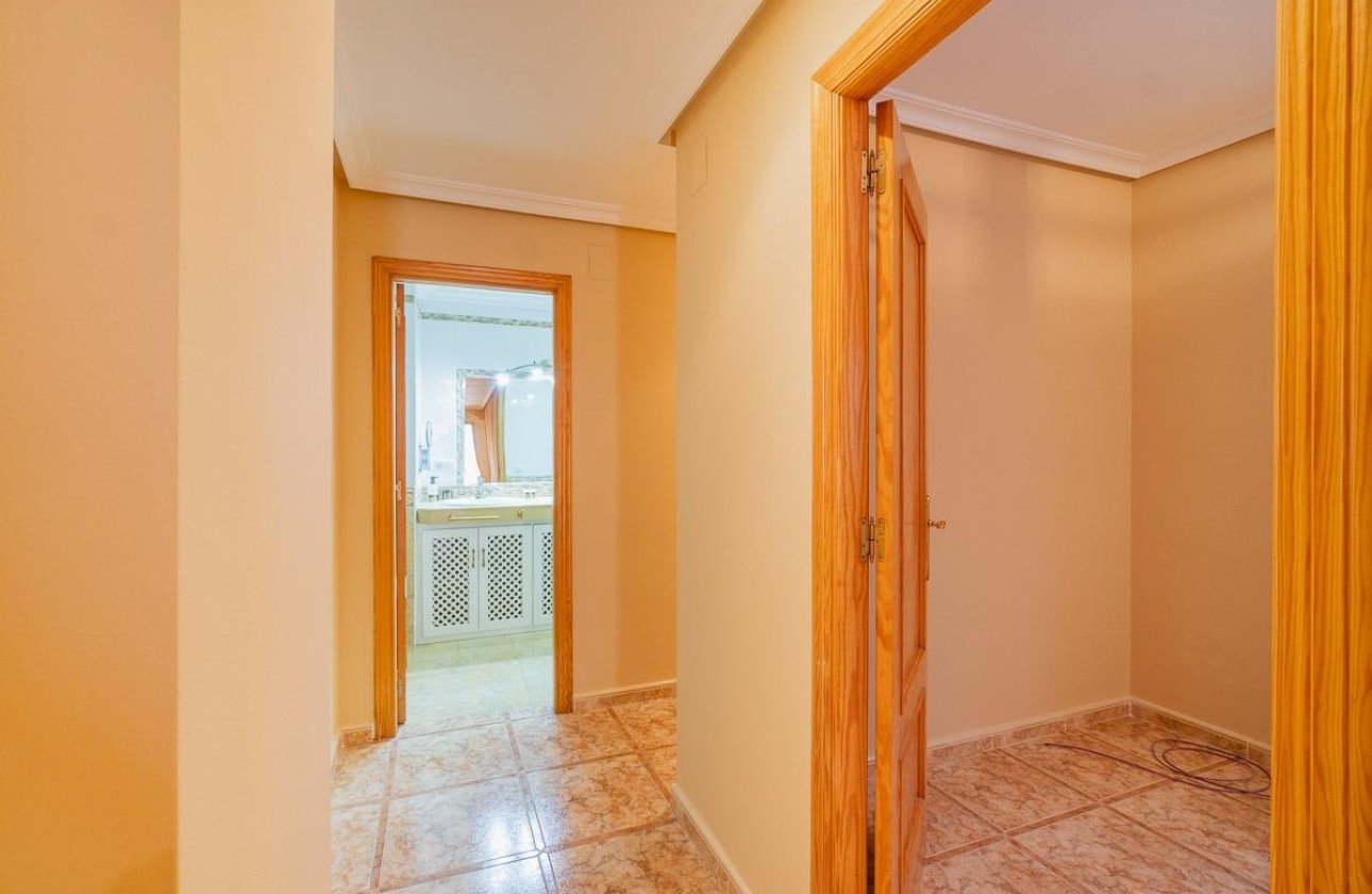 Revente - Appartement - Torrevieja - Centro