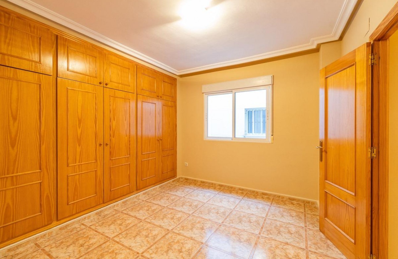 Revente - Appartement - Torrevieja - Centro