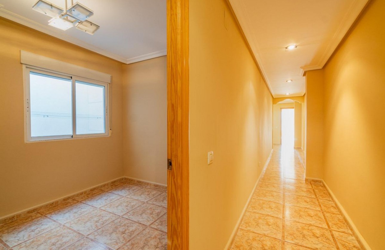 Revente - Appartement - Torrevieja - Centro