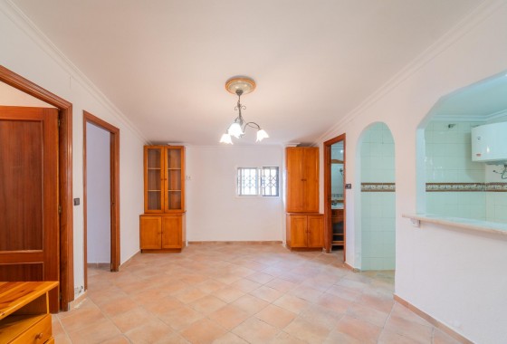 Resale - Villa - Torrevieja - Los altos