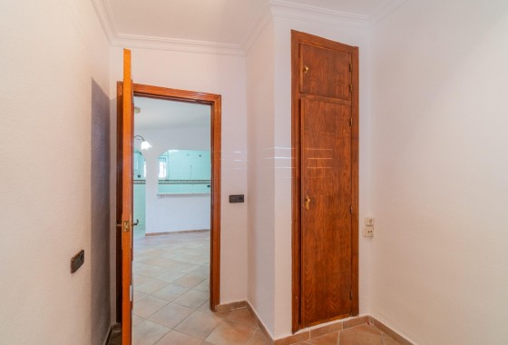 Resale - Villa - Torrevieja - Los altos