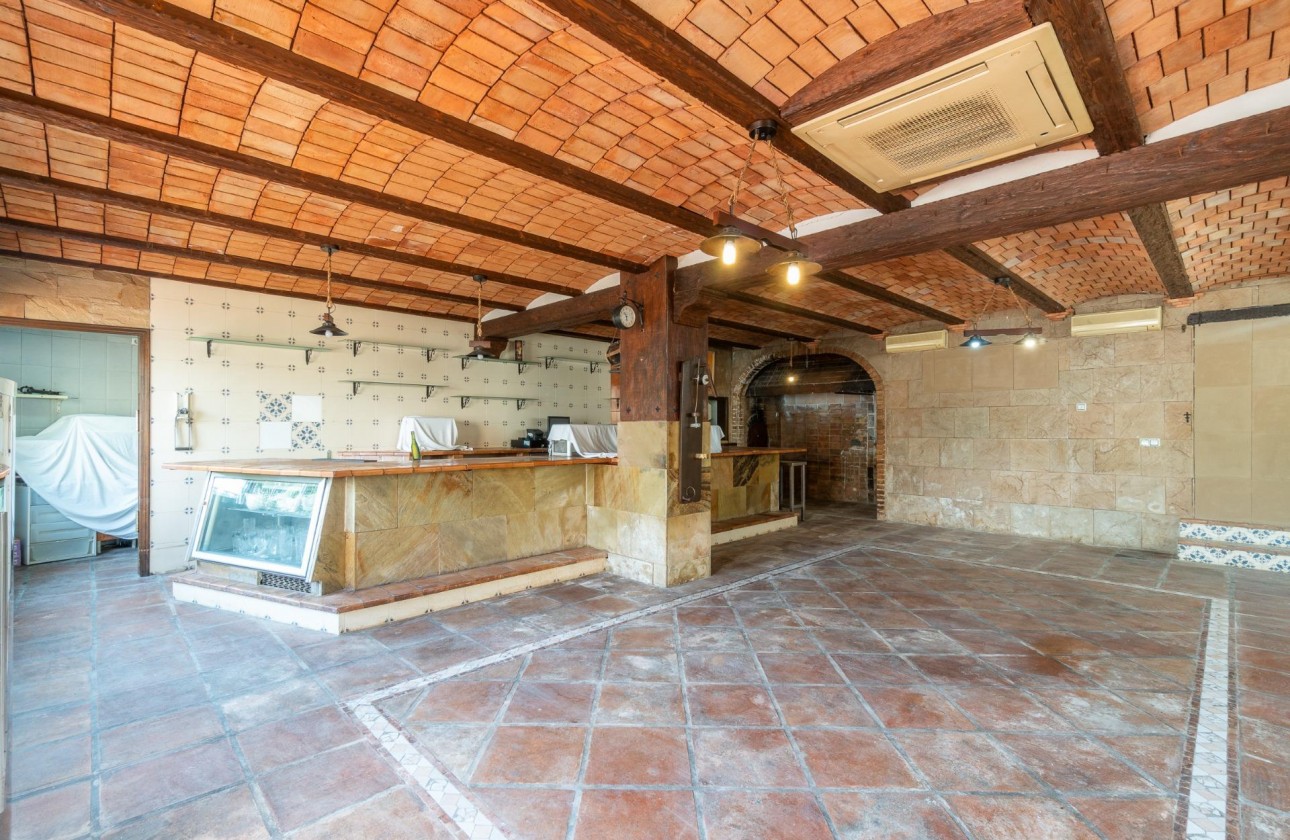 Resale - Villa - Torrevieja - Los altos