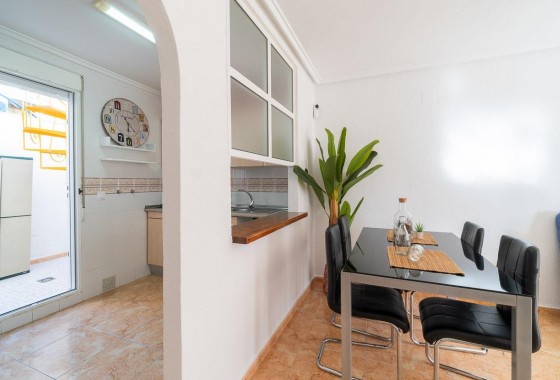 Revente - Villa - Torrevieja - El limonar