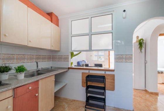 Revente - Villa - Torrevieja - El limonar