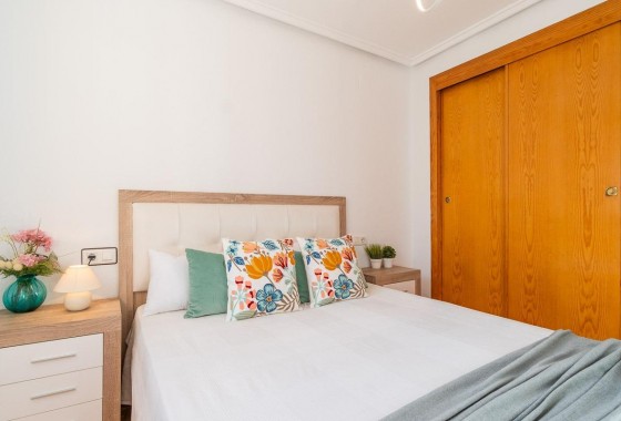 Revente - Villa - Torrevieja - El limonar