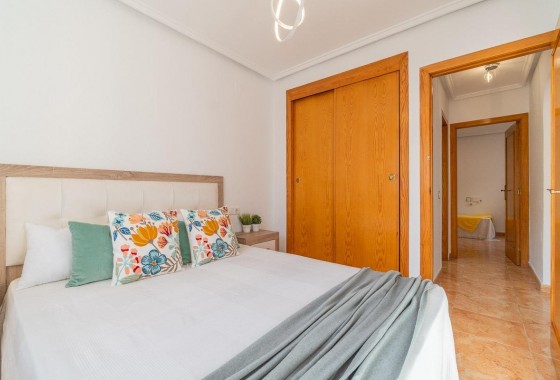 Revente - Villa - Torrevieja - El limonar