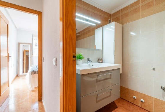 Revente - Villa - Torrevieja - El limonar