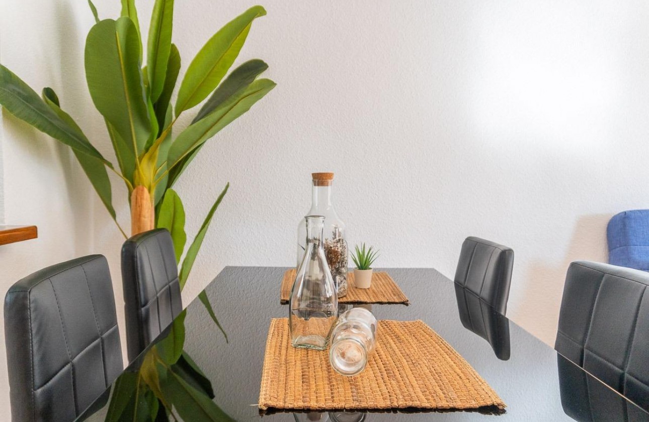 Revente - Villa - Torrevieja - El limonar