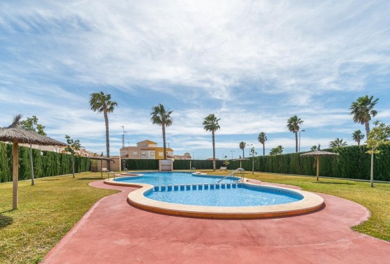 Revente - Villa - Torrevieja - El limonar