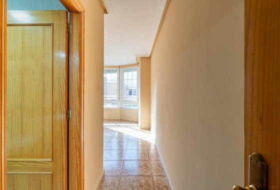 Reventa - Apartamento / piso - Torrevieja - Centro