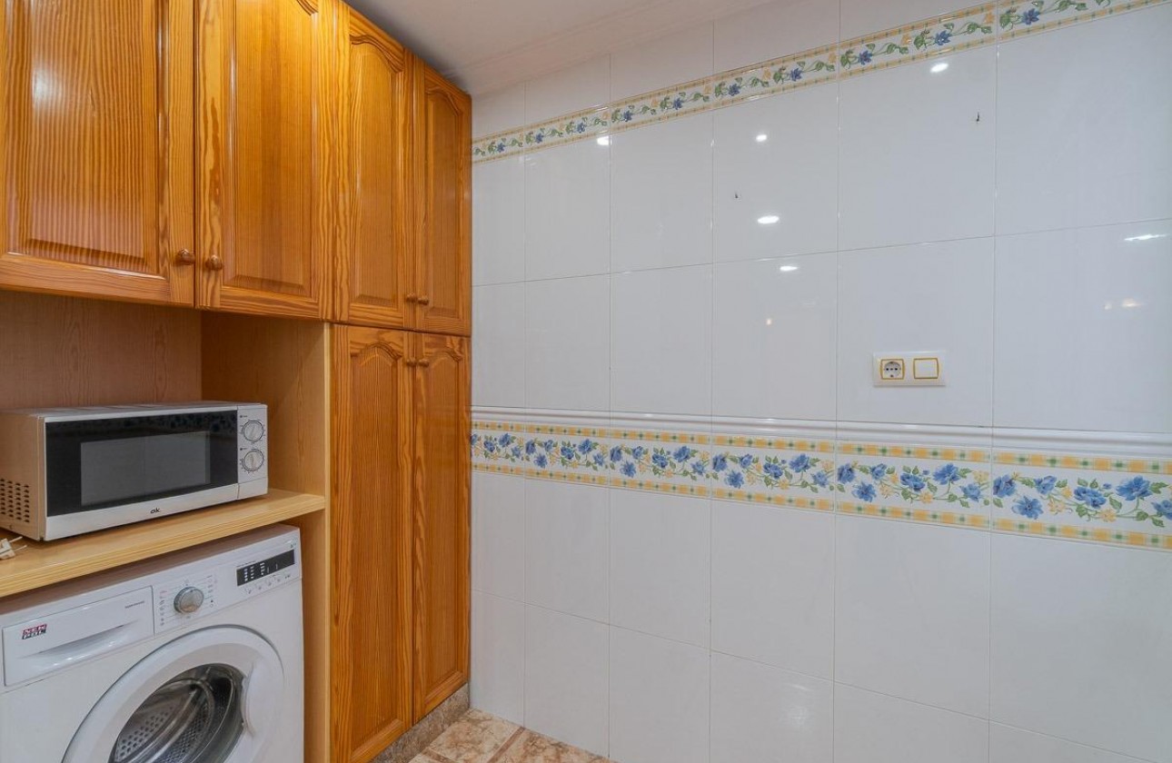 Reventa - Apartamento / piso - Torrevieja - Centro