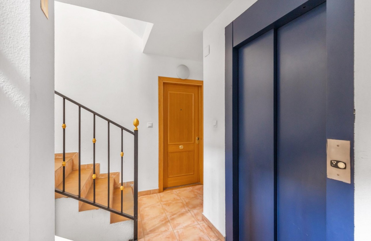 Reventa - Apartamento / piso - Torrevieja - torrevieja