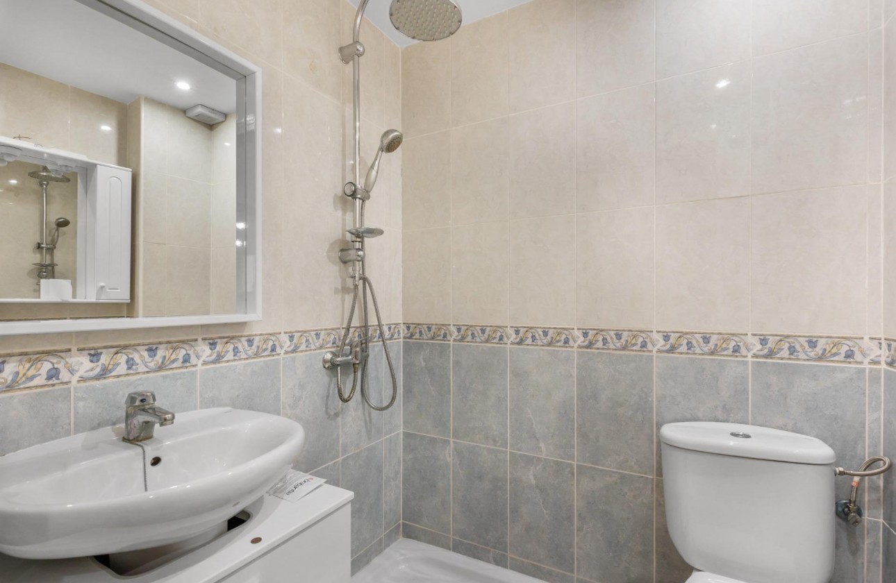 Reventa - Apartamento / piso - Torrevieja - torrevieja