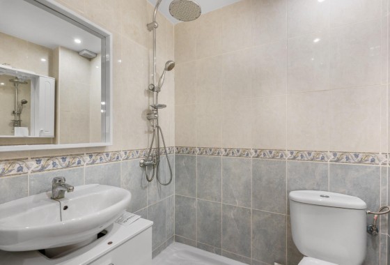 Reventa - Apartamento / piso - Torrevieja - torrevieja