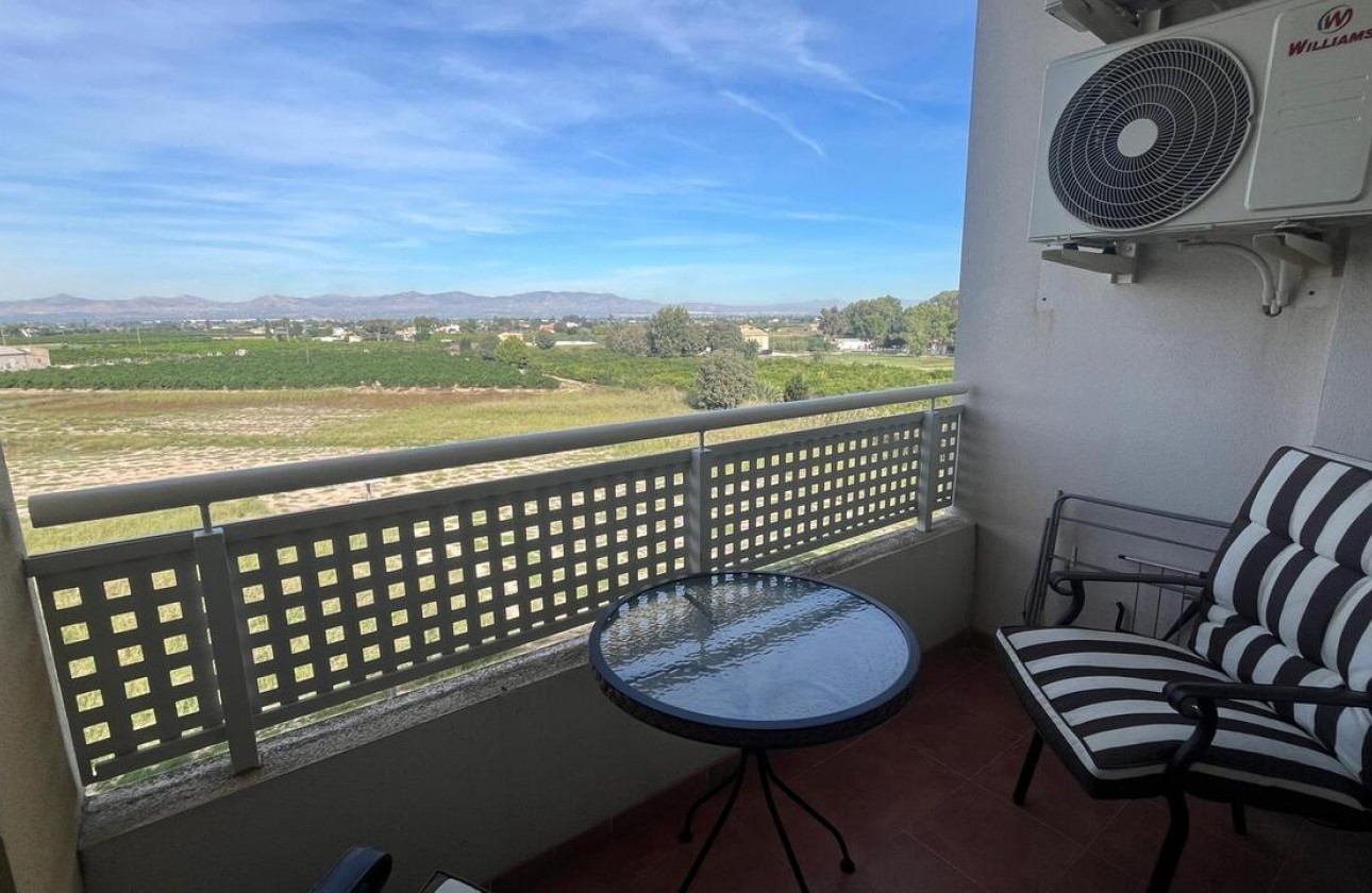 Reventa - Apartamento / piso - Almoradí