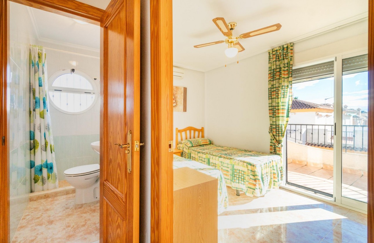 Reventa - Chalet - Orihuela Costa - Playa Flamenca