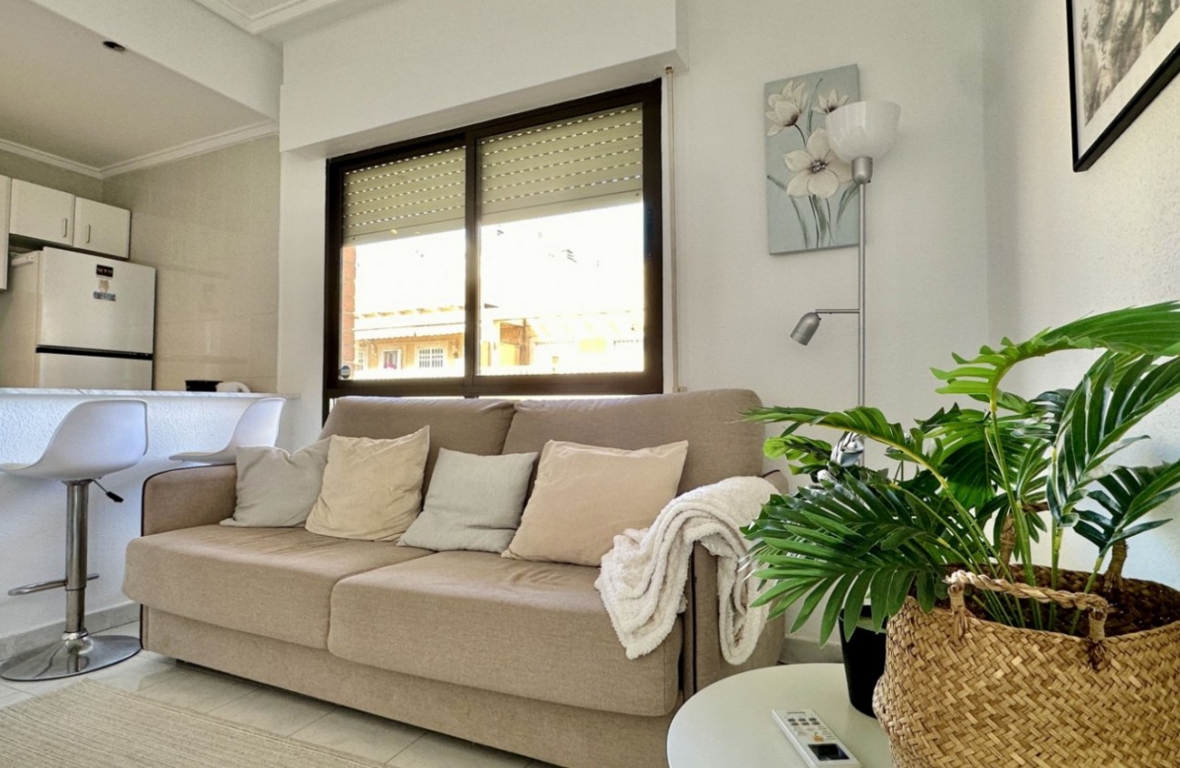 Resale - Apartment / flat - Torrevieja