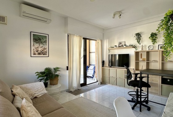 Resale - Apartment / flat - Torrevieja