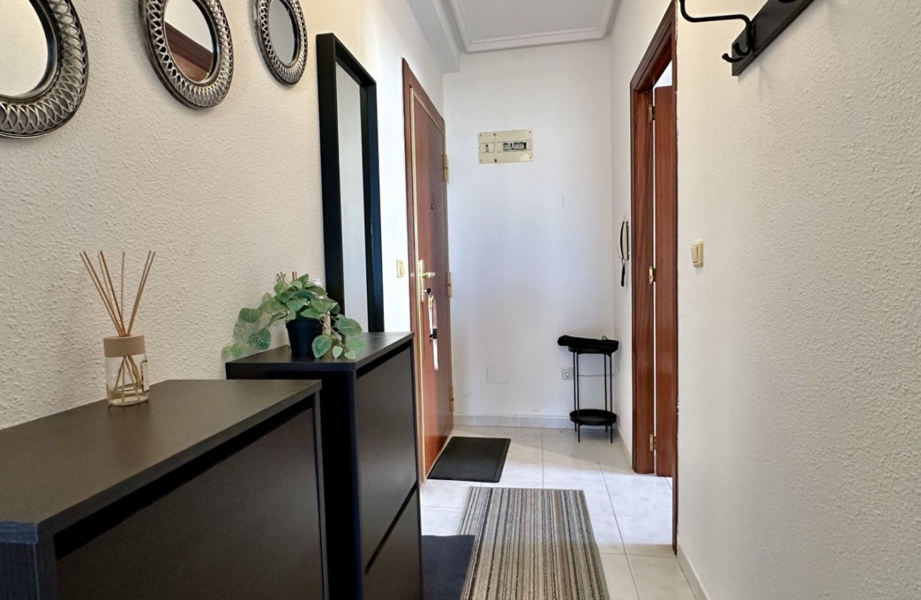Resale - Apartment / flat - Torrevieja