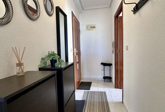Resale - Apartment / flat - Torrevieja