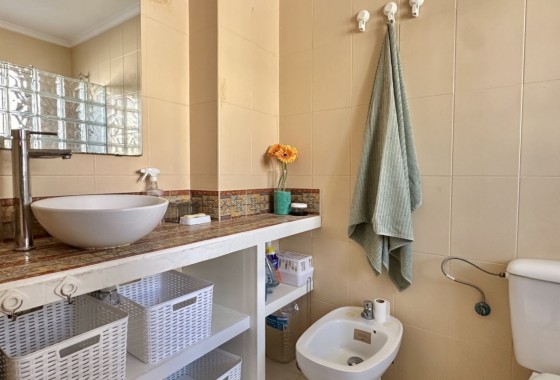 Resale - Apartment / flat - Torrevieja