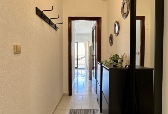 Resale - Apartment / flat - Torrevieja