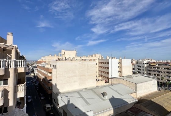 Resale - Apartment / flat - Torrevieja