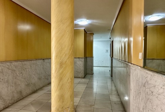 Resale - Apartment / flat - Torrevieja