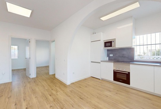 Resale - Bungalow - San Miguel de Salinas - BLUE LAGOON