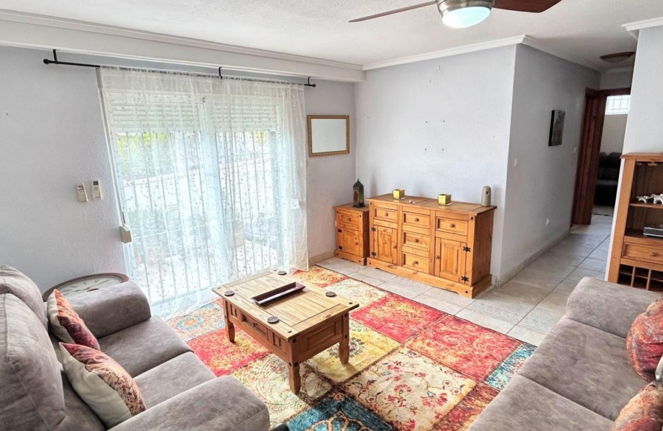 Revente - Villa - Orihuela Costa - Villamartín