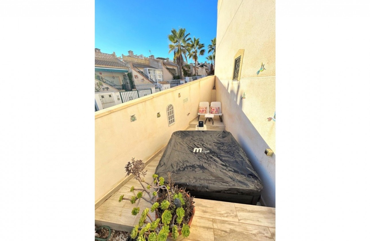 Revente - Villa - Orihuela Costa - Villamartín