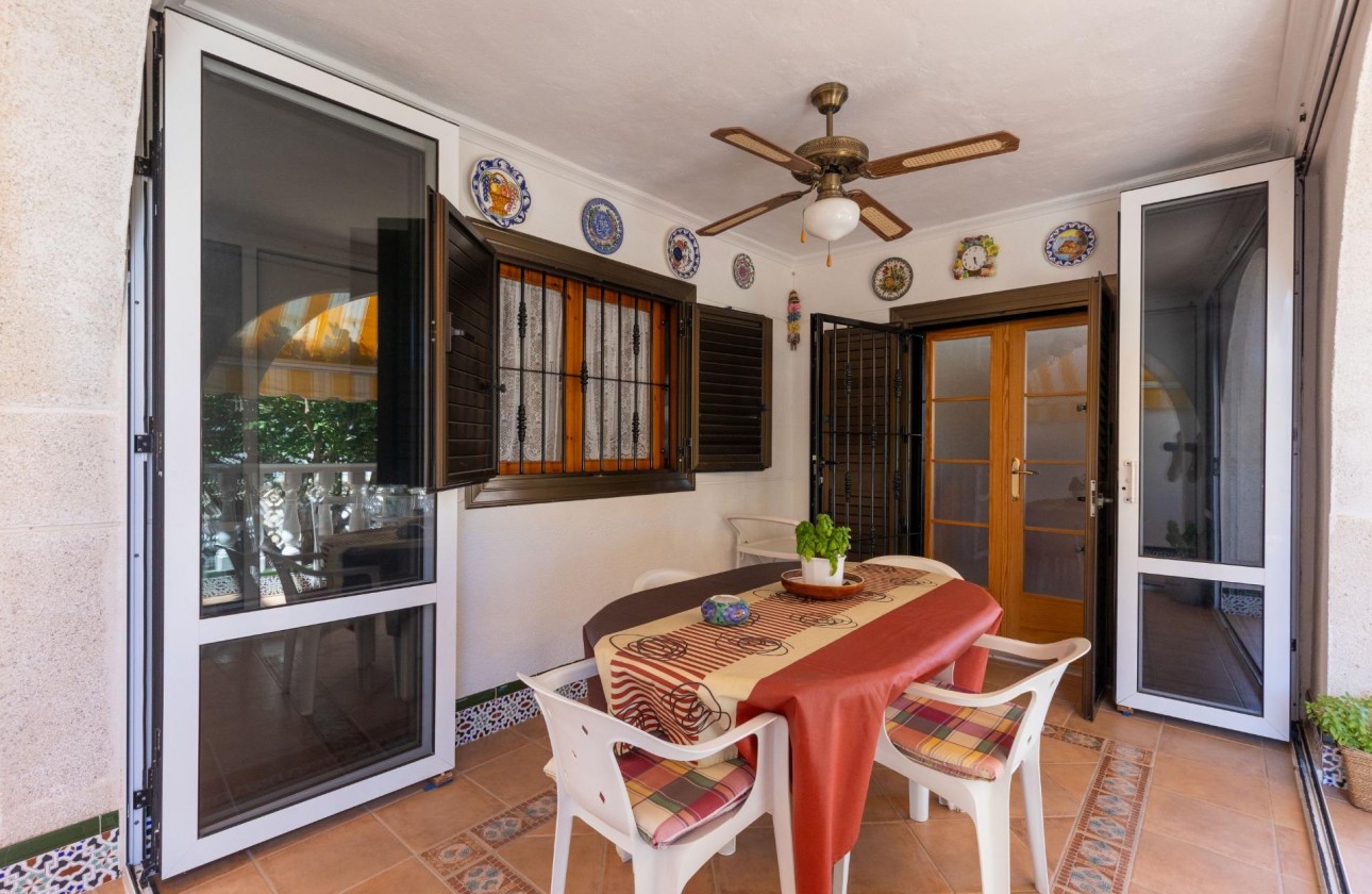 Resale - Villa - Torrevieja - Torreblanca