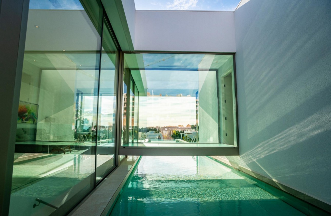 Revente - Villa - Orihuela Costa