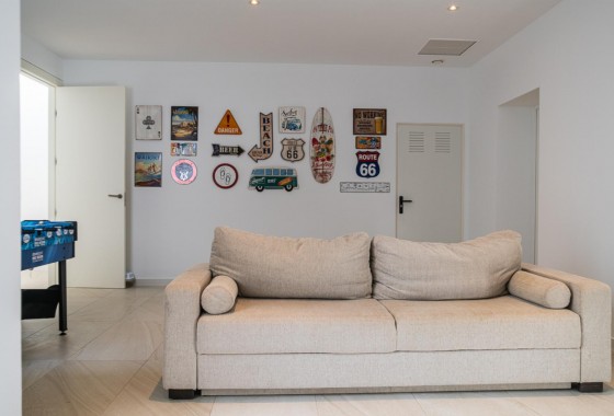 Revente - Villa - Orihuela Costa