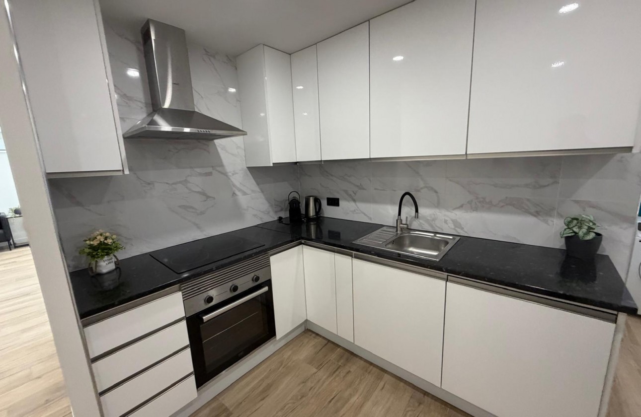 Reventa - Apartamento / piso - Torrevieja - Playa del Acequión