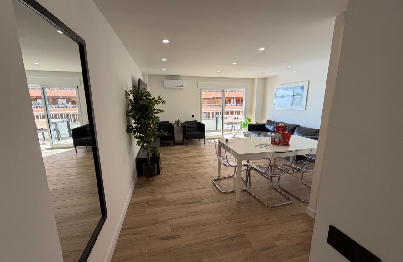 Reventa - Apartamento / piso - Torrevieja - Playa del Acequión