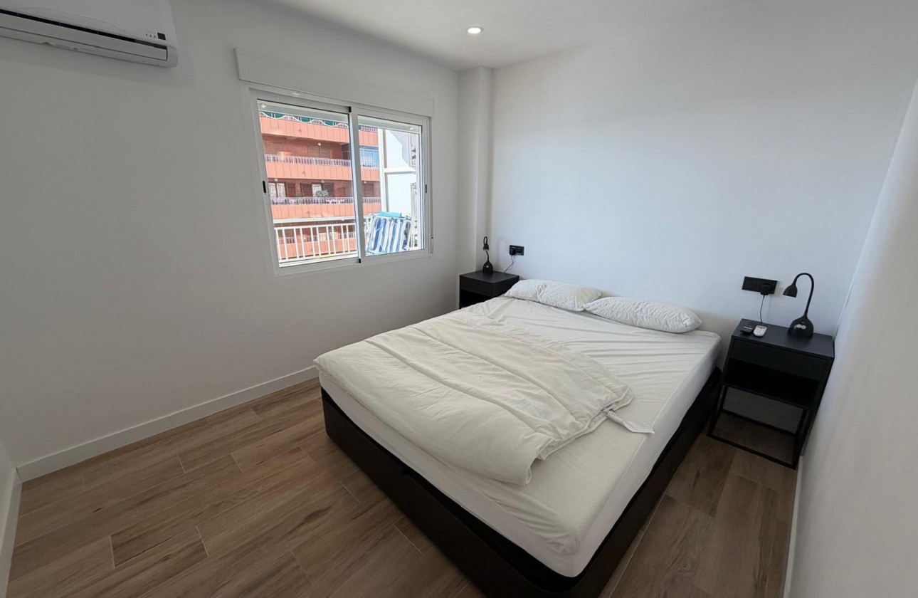 Reventa - Apartamento / piso - Torrevieja - Playa del Acequión