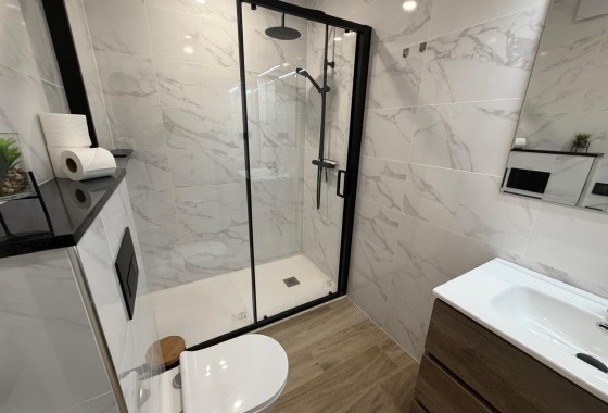 Reventa - Apartamento / piso - Torrevieja - Playa del Acequión