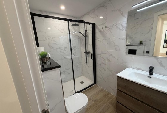 Reventa - Apartamento / piso - Torrevieja - Playa del Acequión