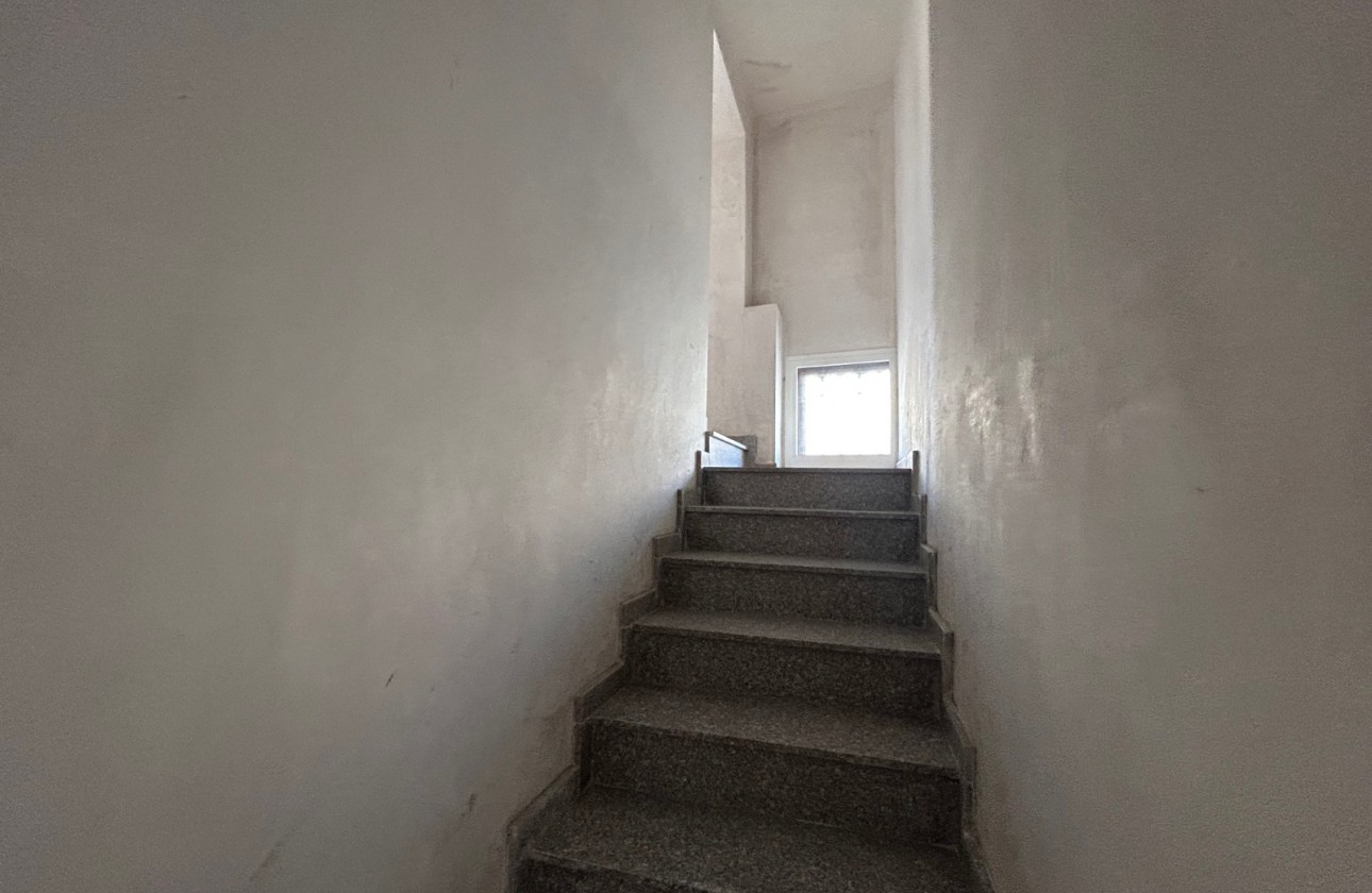 Reventa - Business premises - Jacarilla