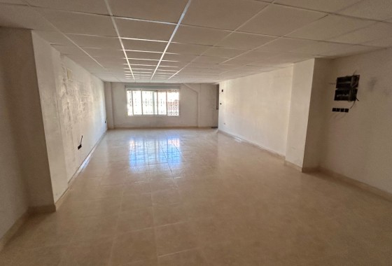 Reventa - Business premises - Jacarilla
