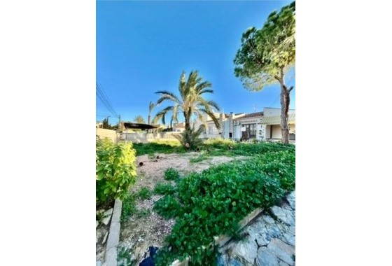 Reventa - Chalet - Torrevieja - Aguas Nuevas