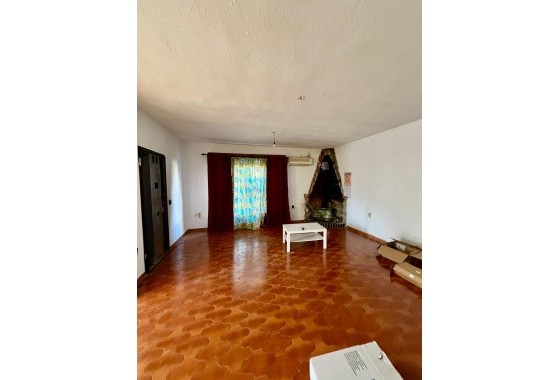 Reventa - Chalet - Torrevieja - Aguas Nuevas