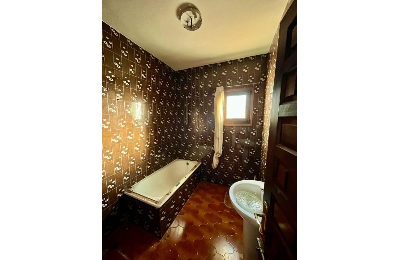 Reventa - Chalet - Torrevieja - Aguas Nuevas