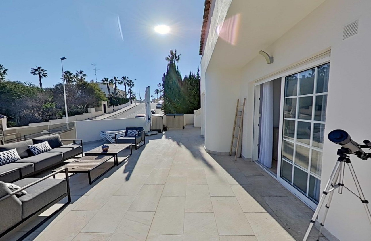 Revente - Villa - Orihuela Costa - Lomas de Campoamor-Las Ramblas