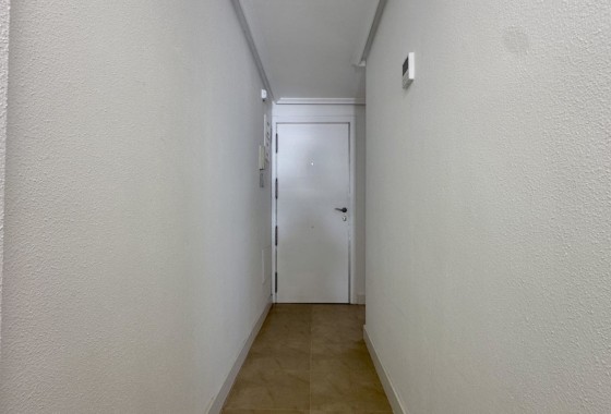 Reventa - Apartamento / piso - Torrevieja