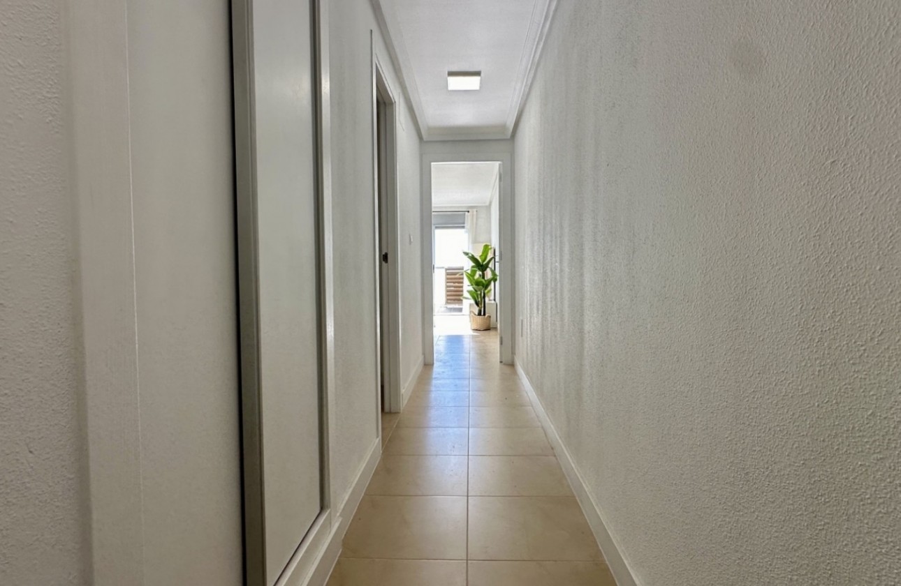 Reventa - Apartamento / piso - Torrevieja