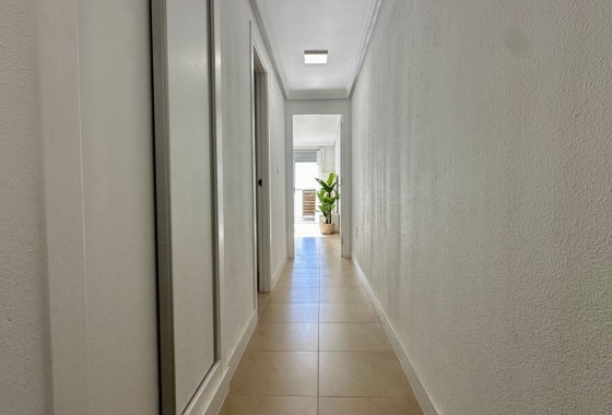 Reventa - Apartamento / piso - Torrevieja