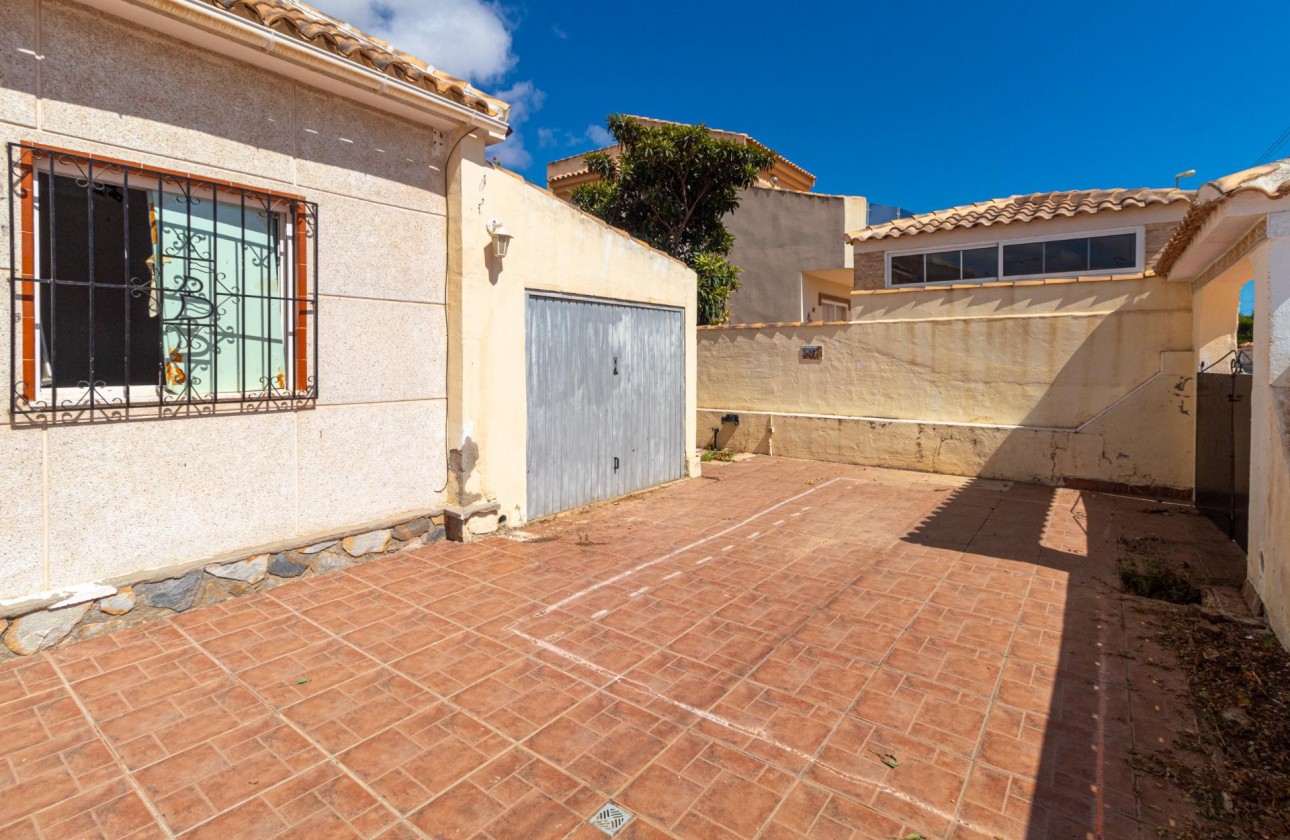 Revente - Villa - Orihuela Costa - Los Almendros-La Florida